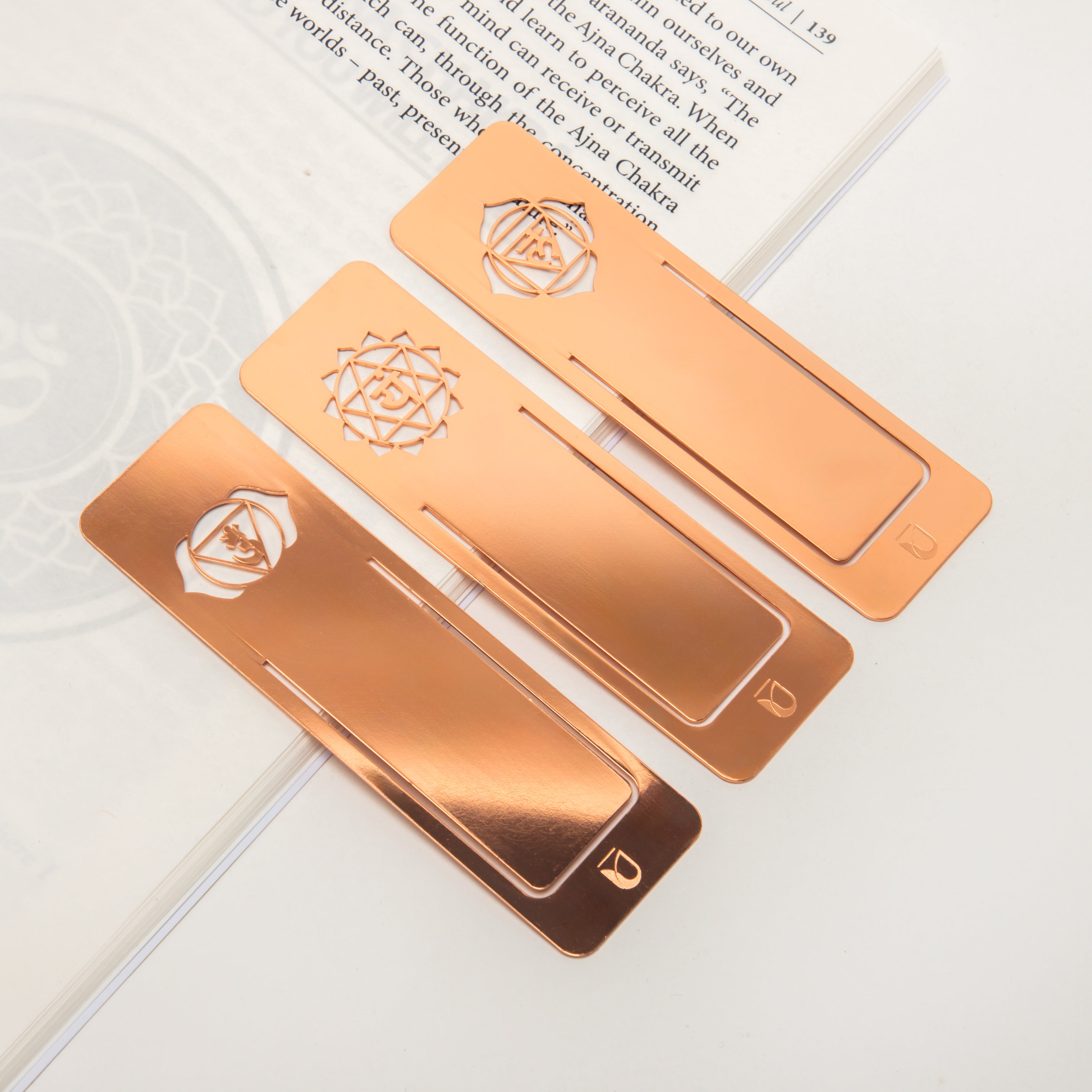 Nadis Chakra Clipper Bookmark Flat