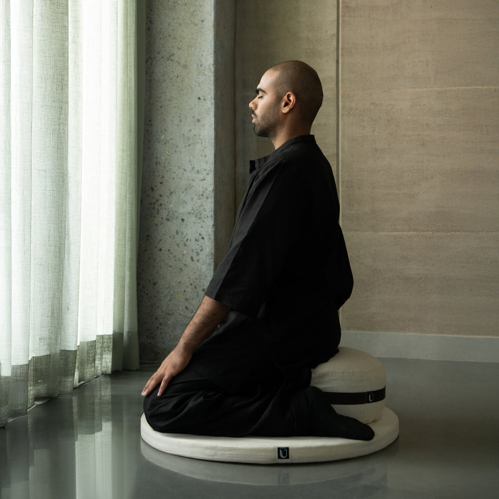 Shunya Seated Meditation Set