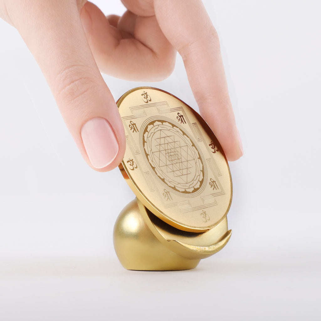 Prayer Coin Stand Pure Brass