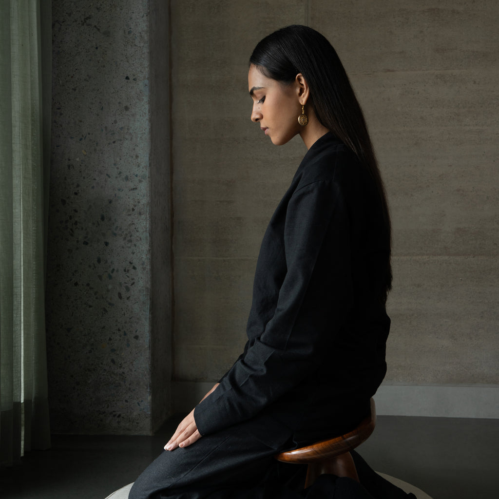 Vajra Meditation Bench